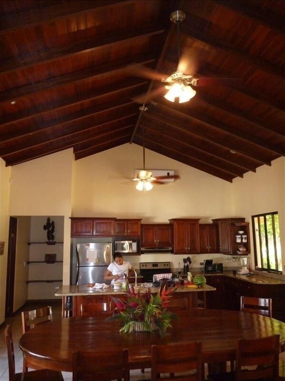 Casa's large kitchen with granite counters