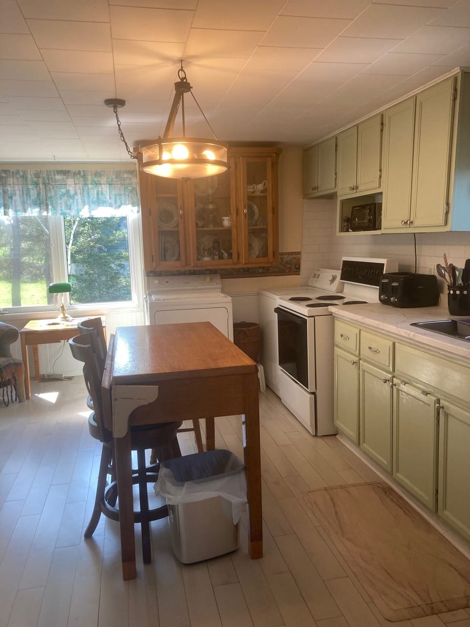 Large country kitchen