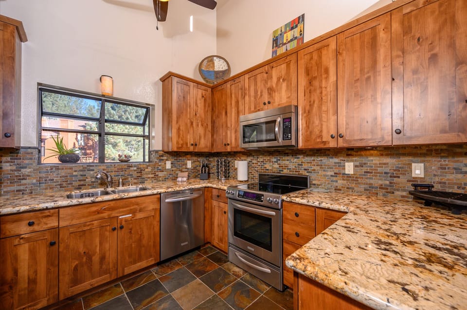 Perfect kitchen with upgraded appliances to cook delicious meals