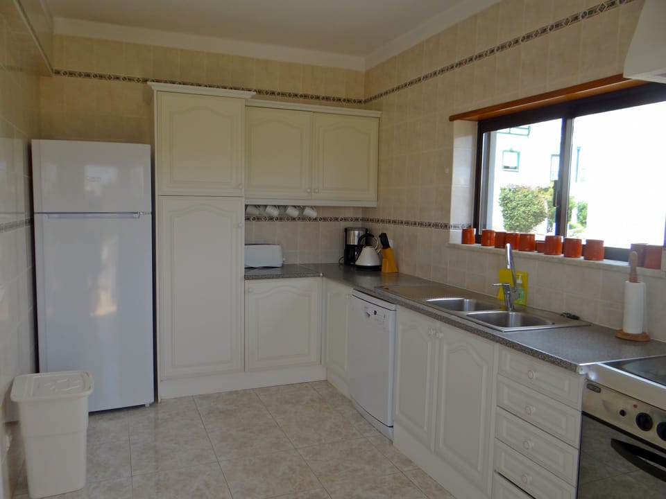 Kitchen (well equipped with a new super large fridge-freezer)