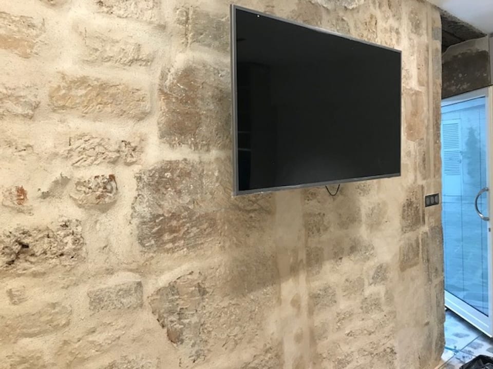 127cm Flat screen HR TV