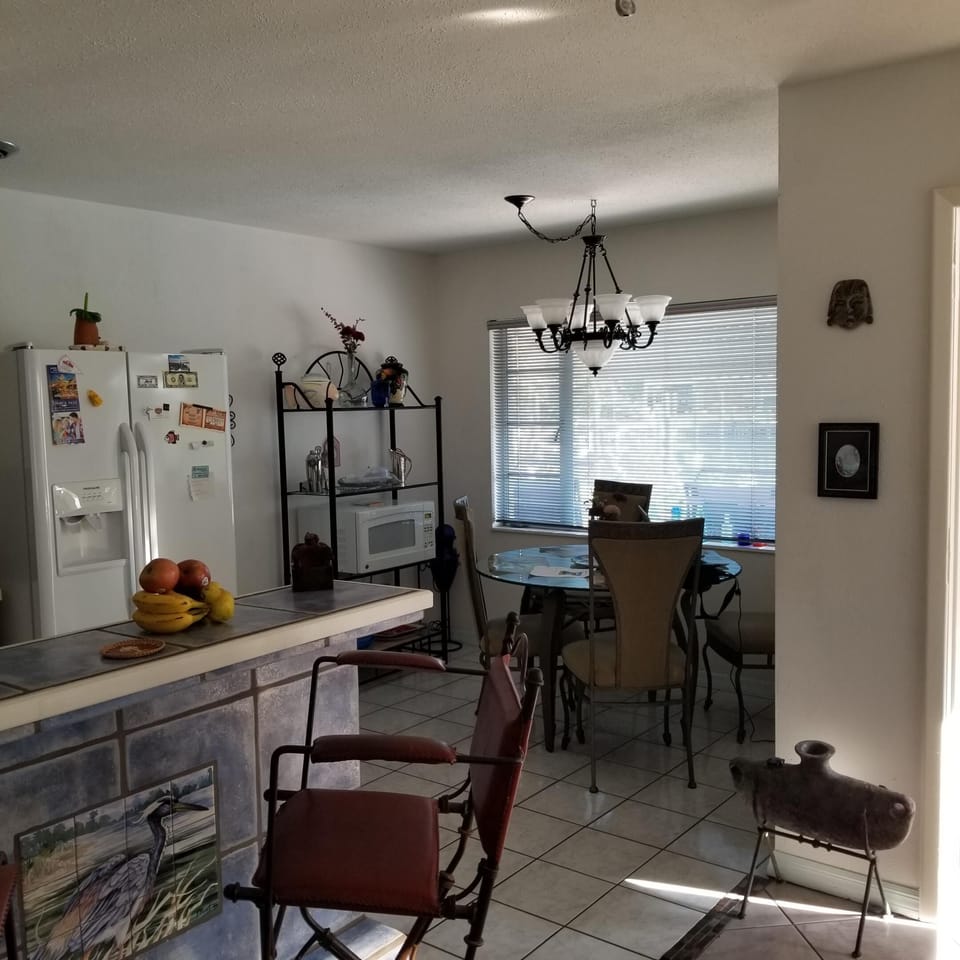 Breakfast Area overlooking Pool and Water