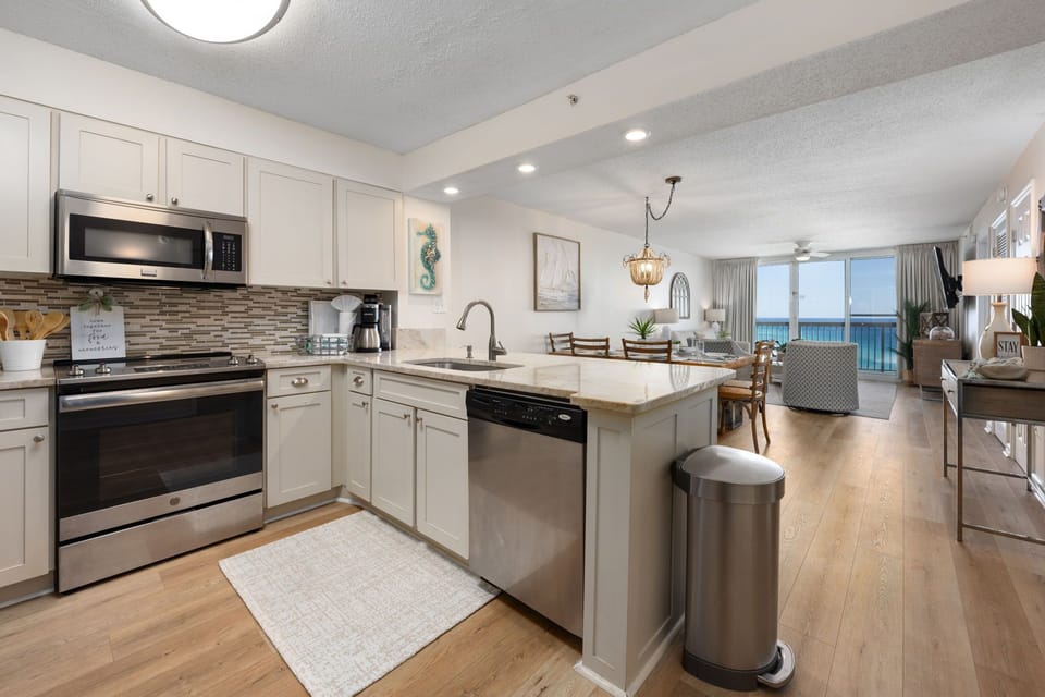 Fully equipped kitchen to prepare your favourite meals .