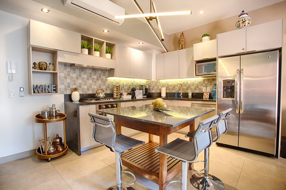 Fully equipped kitchen