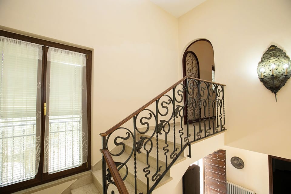 The stairs and entrance to the apartment