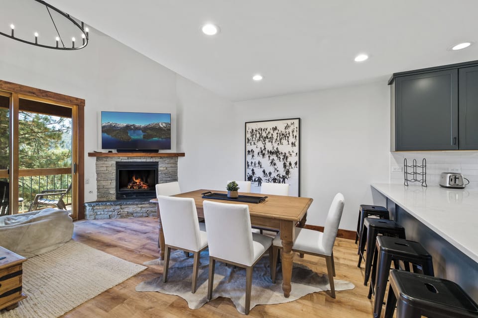 Open concept living room and dining area
