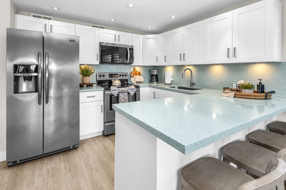 Fully Stocked Kitchen
