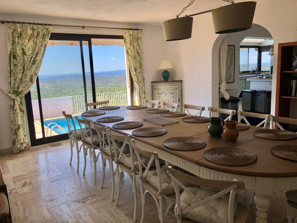 dining room with table for 14