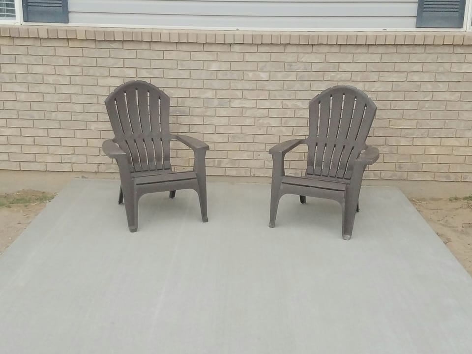 Frontyard patio