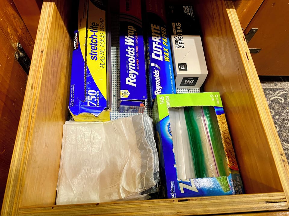 Basic kitchen supplies provided!