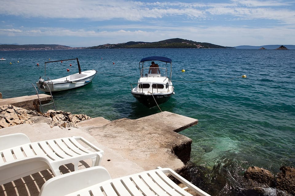 PEBBLE BEACH NEAR THE HOUSE (70 meters away) SUITABLE FOR CHILDREN