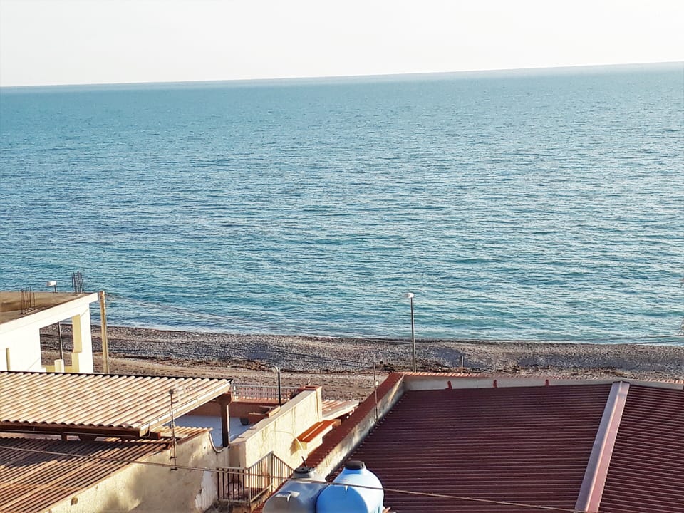 Beach/ocean view