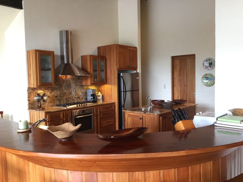 Chef's kitchen. Equipped with Kitchen Aid mixer, Cuisinart, everything you need 