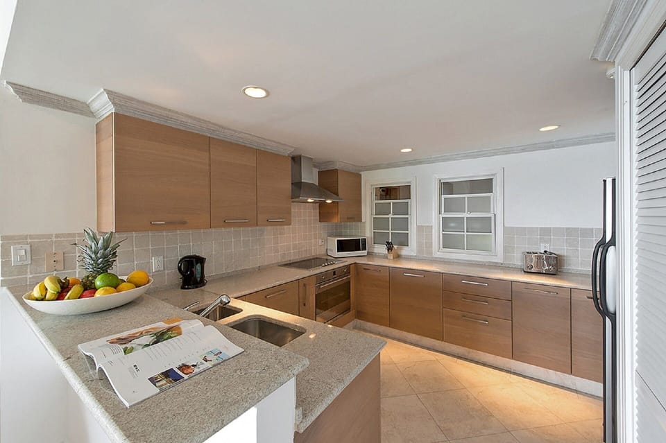 Kitchen With With Smeg and Bosch Appliances