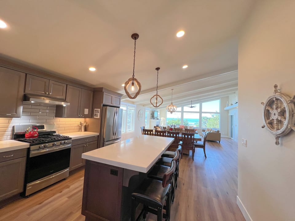 The ocean view from kitchen