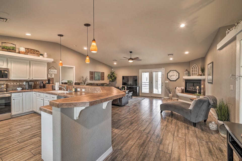 Kitchen | Fully Equipped