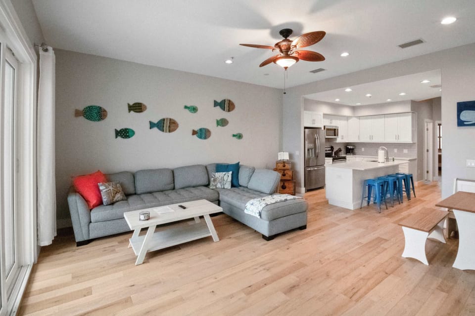 Family room area to relax with a good book or a game!