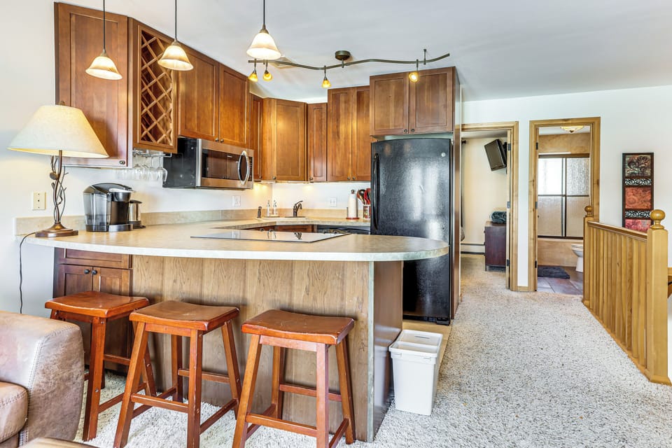 Kitchen | Dishwasher | 2nd Floor