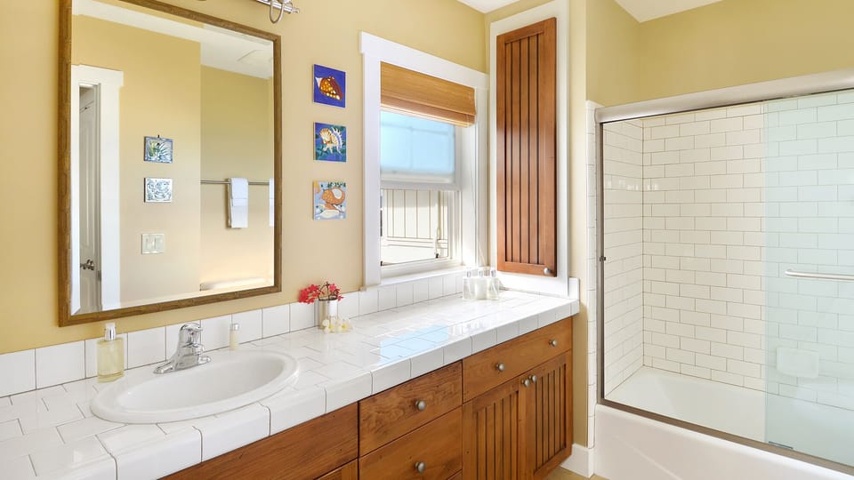 Plantation at Princeville Resort #822 - Second Guest Bedroom Bath - Parrish Kauai