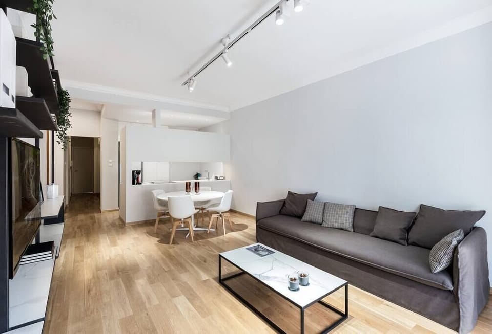 599e3889-b7f5-40de-b6e6-94512ae1da46