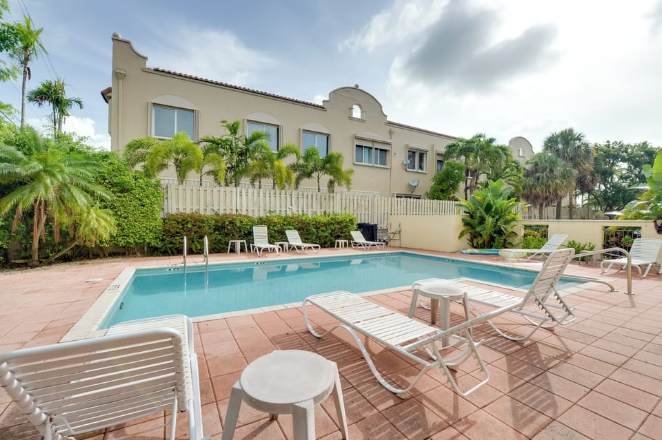 Lauderdale-By-The-Sea Vacation Rental | 2BR | 2BA | 1,400 Sq Ft