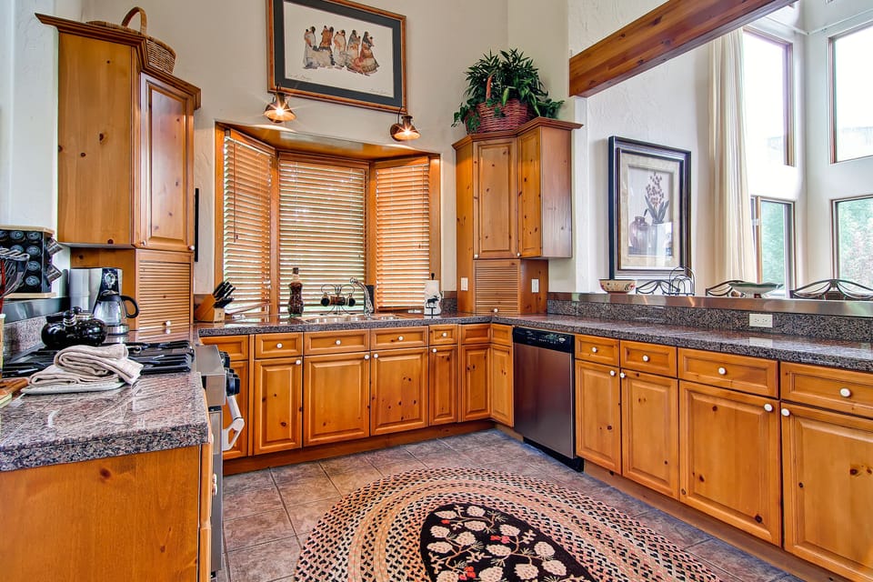 Kitchen 2