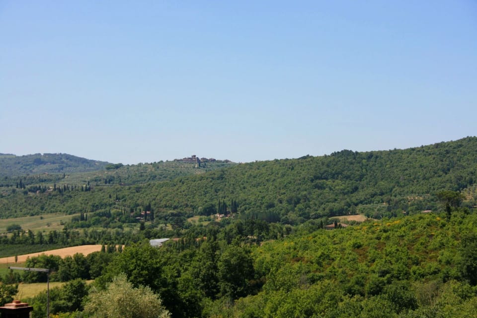 Beautiful villa with private pool only 3 km from Lucignano with panoramic views of the Valdichiana h Villa in Tuscany