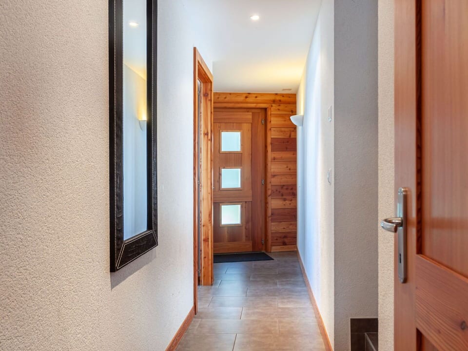 Building, Door, Wood, Flooring, House, Floor, Home Door, Hardwood, Wood Stain