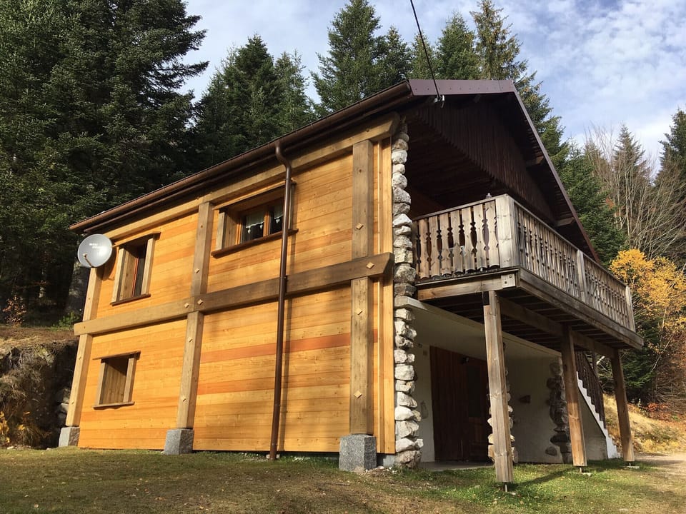 Façade chalets chalet traditionnel Vosges La Bresse Location
