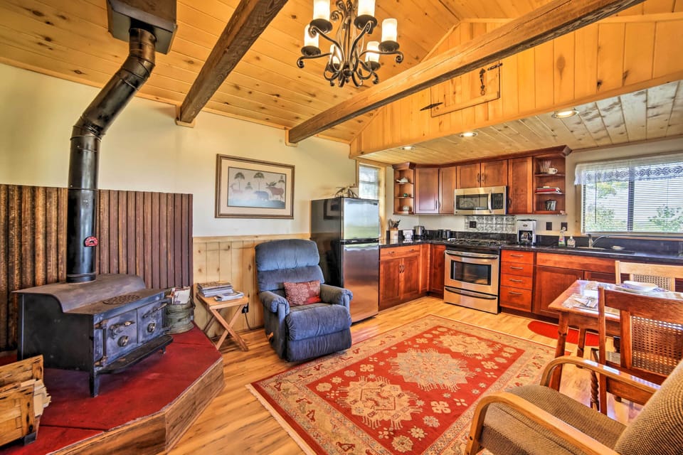 Interior | Open Floor Plan | Free WiFi | Wood-Burning Stove