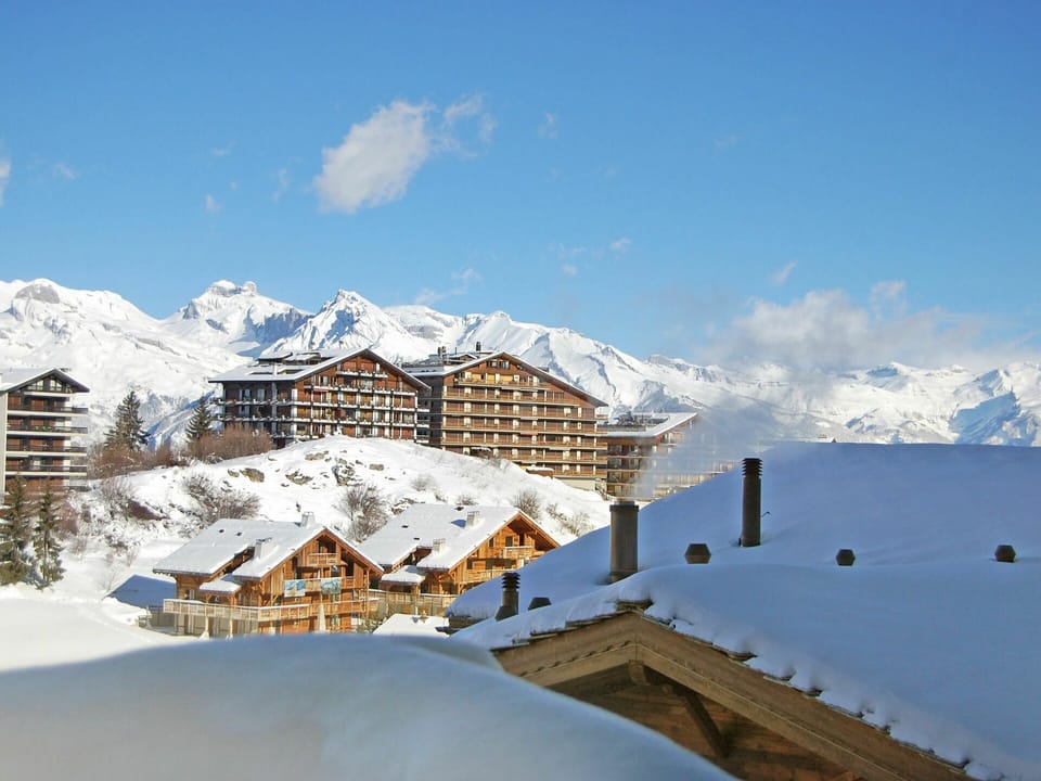Snow, Mountain, Mountainous Landforms, Sky, Winter, Mountain Range, Hill Station, Cloud, Alps, Ski Resort