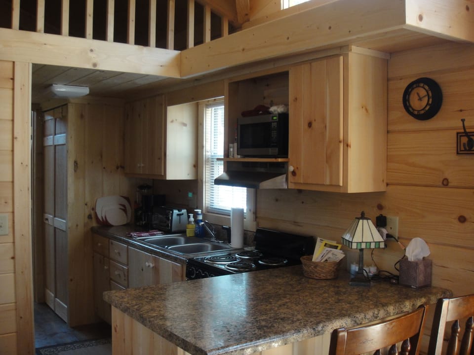 Fully equipped kitchen