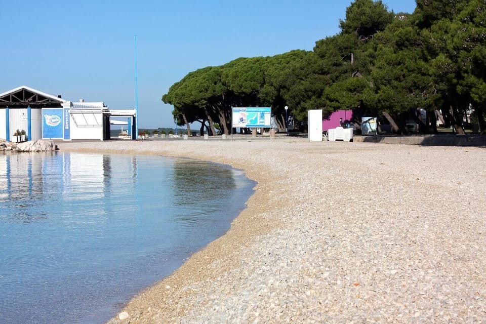 Nearby beaches