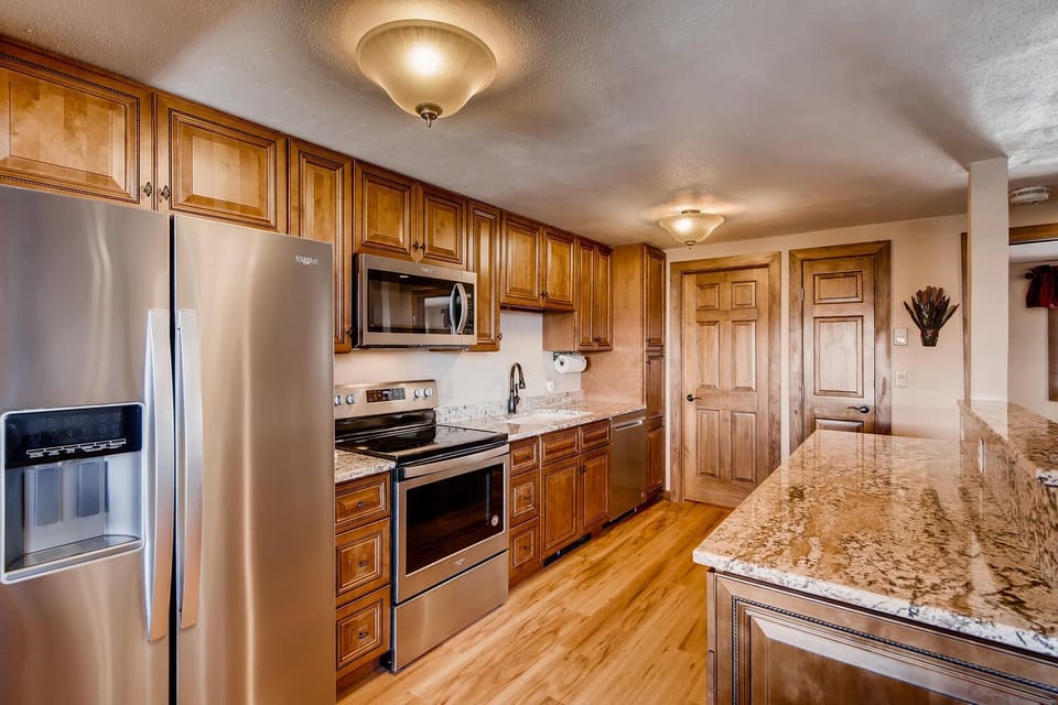 Kitchen - Kitchen