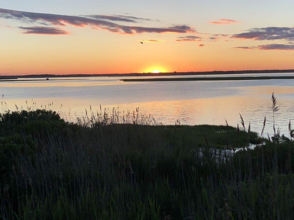 Magnificent sunsets seen from your exclusive bay beach 