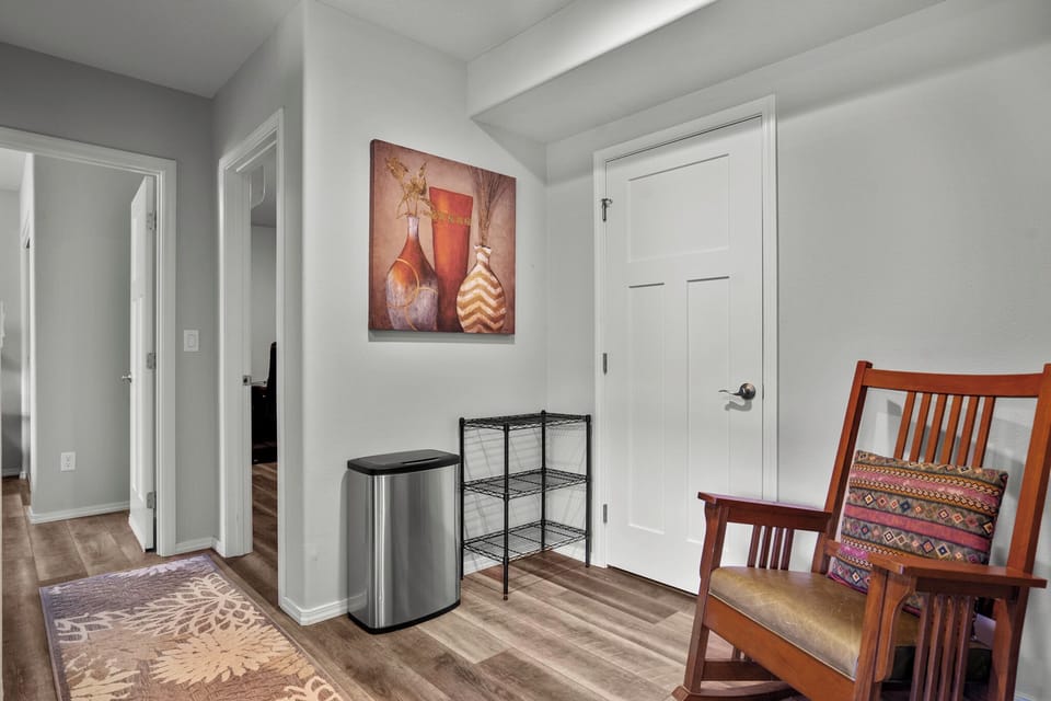 Washer/Dryer Closet