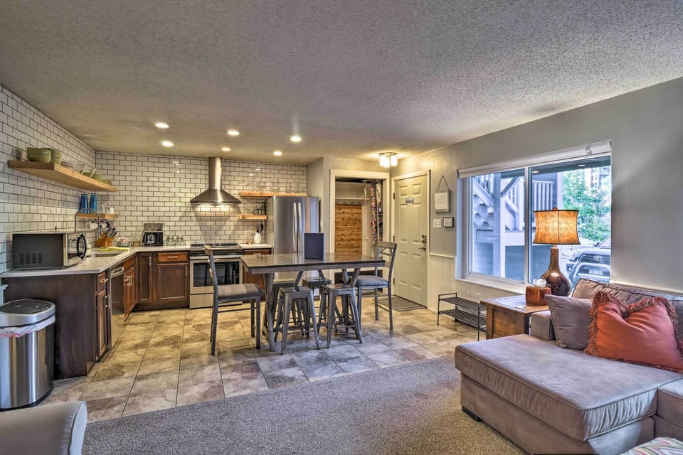 This unit is located on the ground floor.