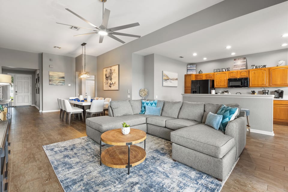 A large and open floor plan throughout