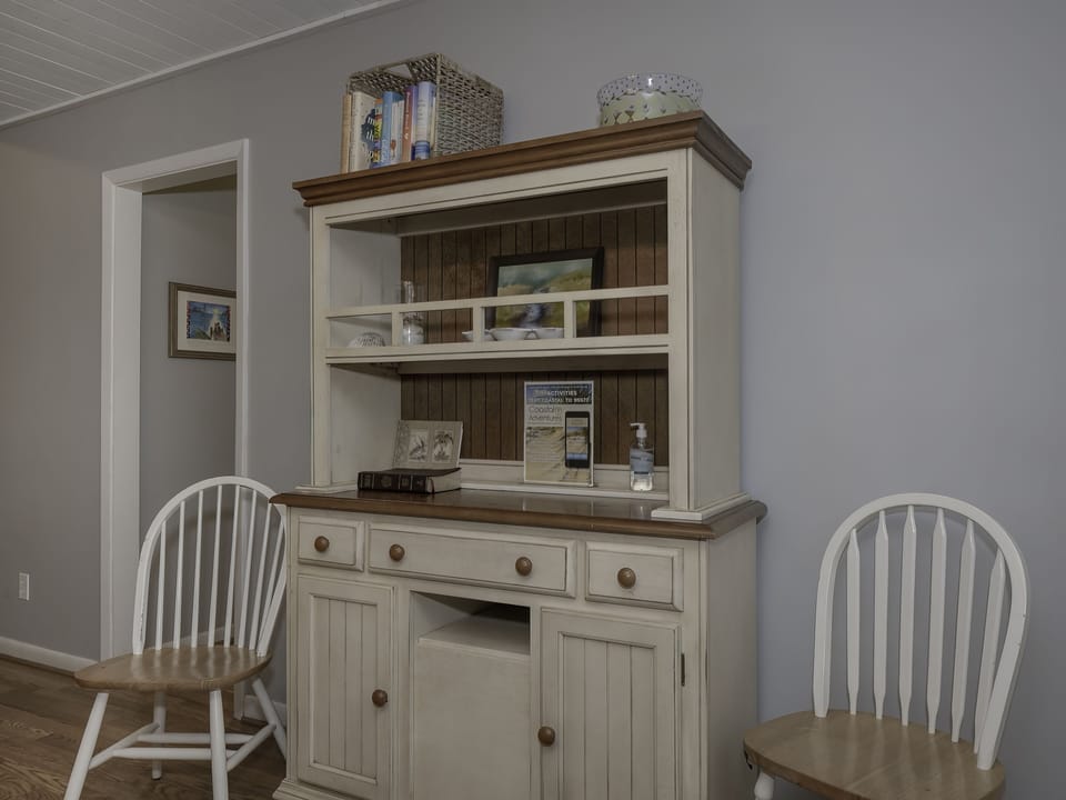 Convenient side board/hutch