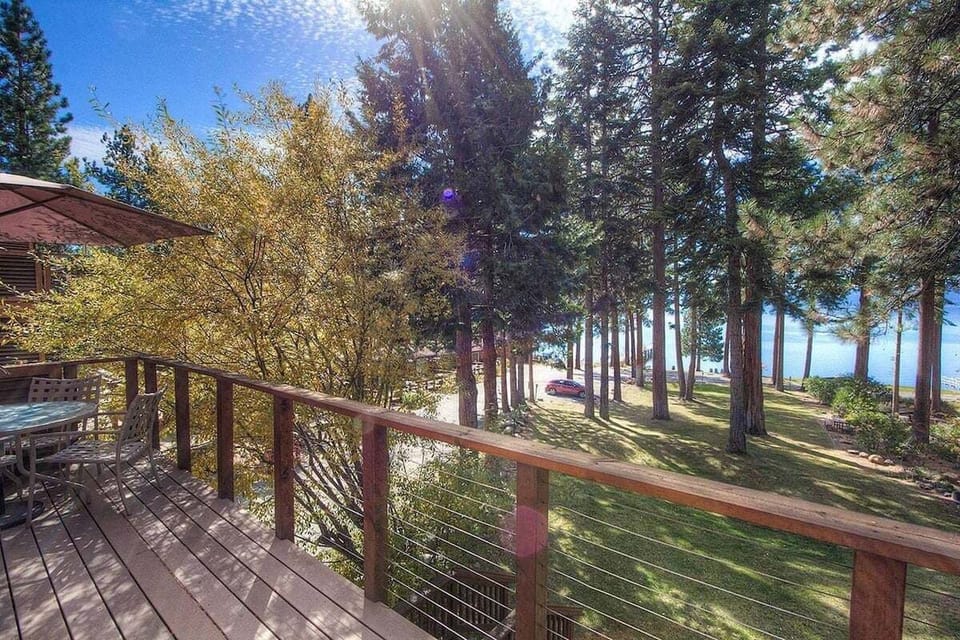 Upstairs Level- Deck