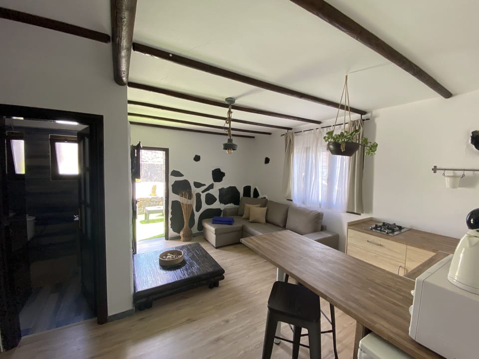 Bright suite with terrace Apartment in Isla de Lanzarote