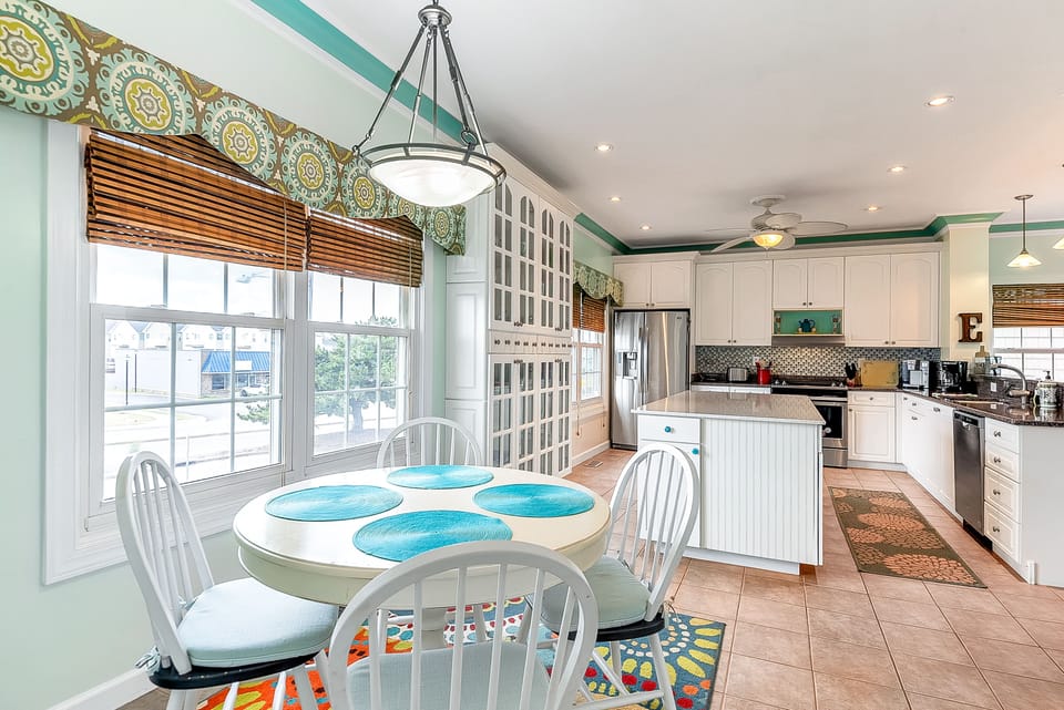 Gas range and all you need for cooking!