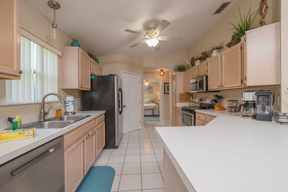 Spacious Kitchen