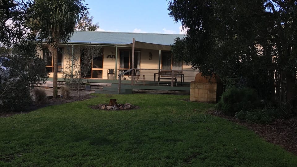 Tarwin Retreat by the river