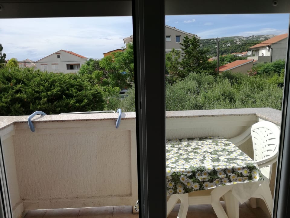 Balcony 3