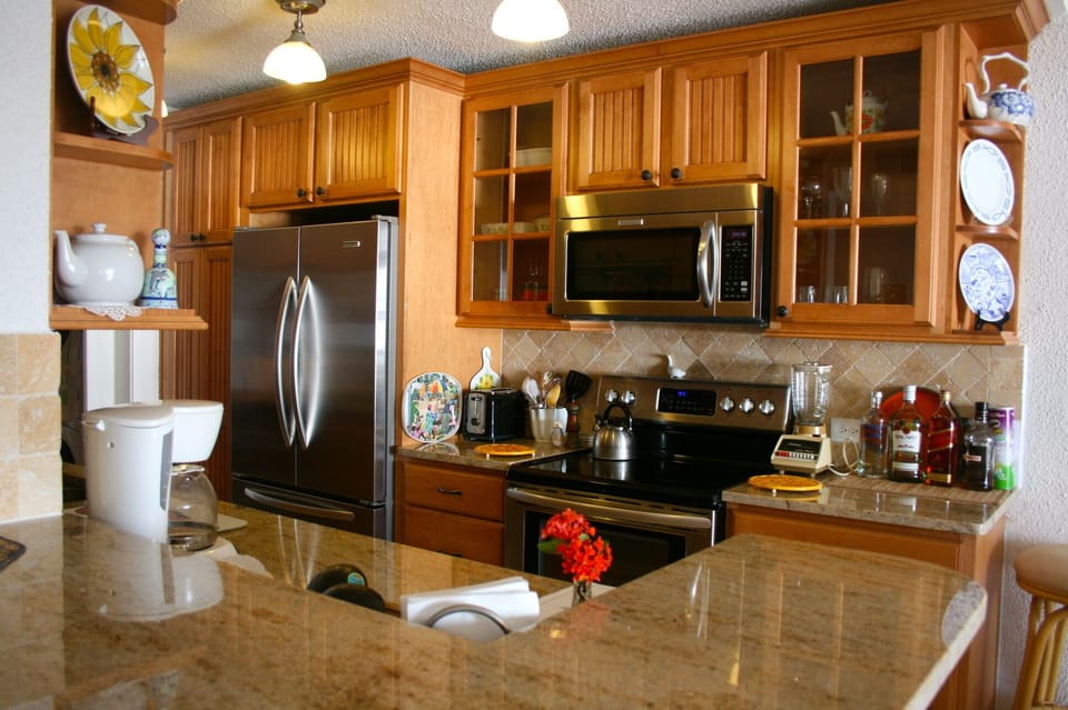 Gourmet kitchen, you have everything!