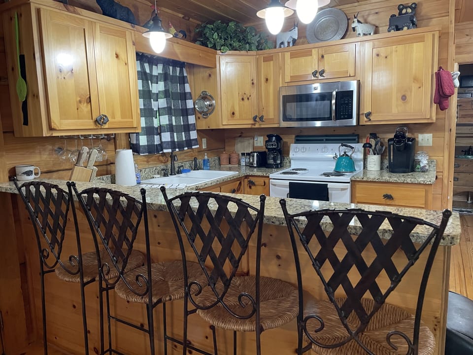 Kitchen counter seating