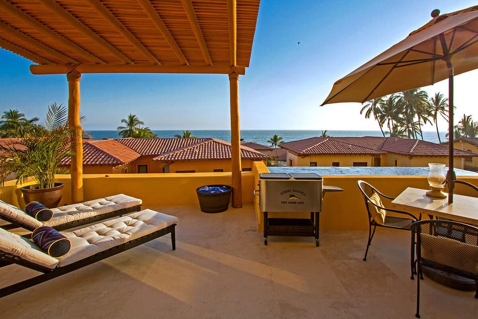 Terrace with small pool