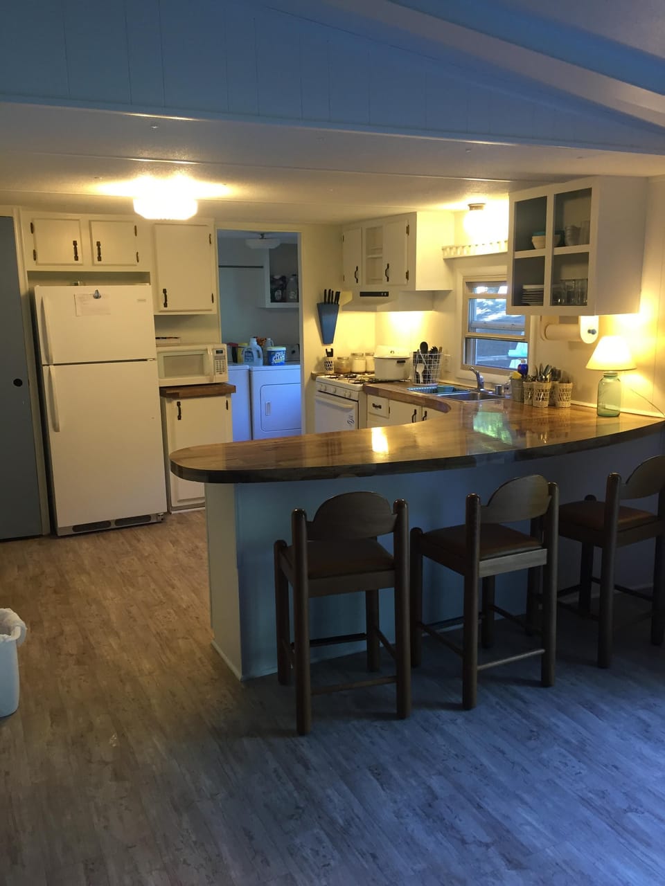 Kitchen and breakfast nook