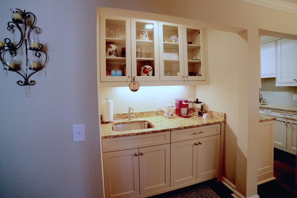 Wet Bar area on the main floor